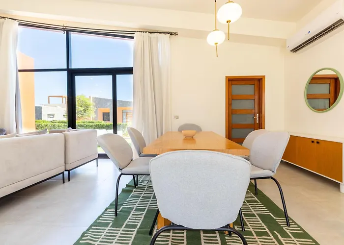 Baywest 95 Tranquil 2br شقة *
