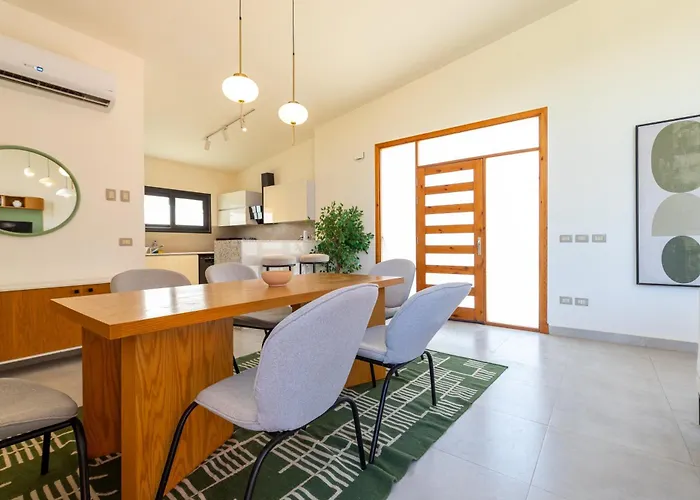 Baywest 95 Tranquil 2br شقة *
